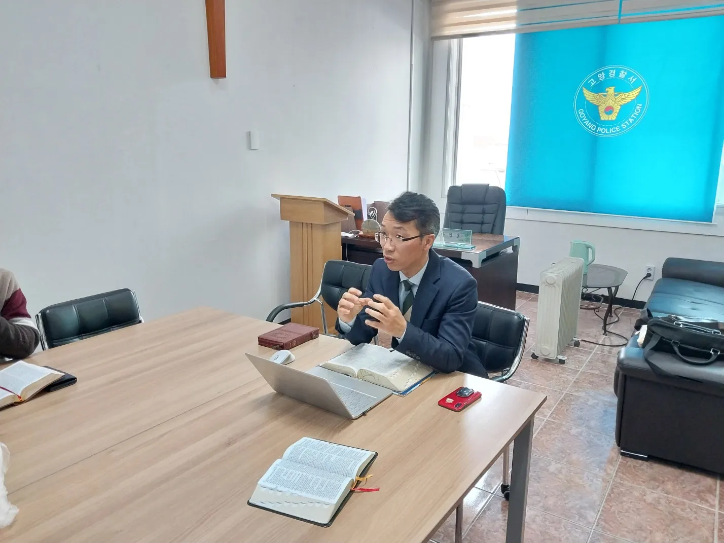 고양 경찰서 및 지구대 전도 사역 사진 3