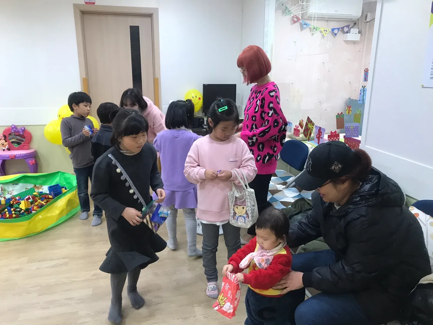 공동육아 사역 사진 7