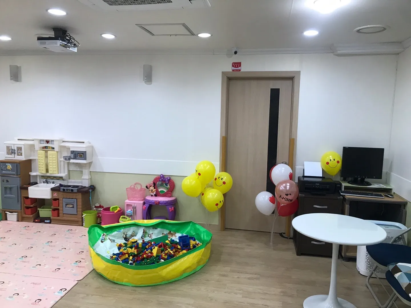 공동육아 사역 사진 4